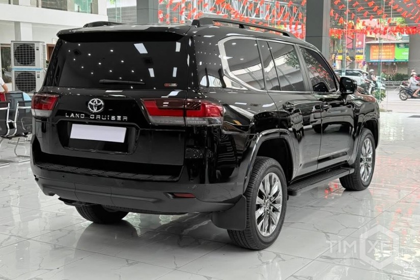 Bán Land Cruiser LC300 sản xuất 2021 - TimXe.Net