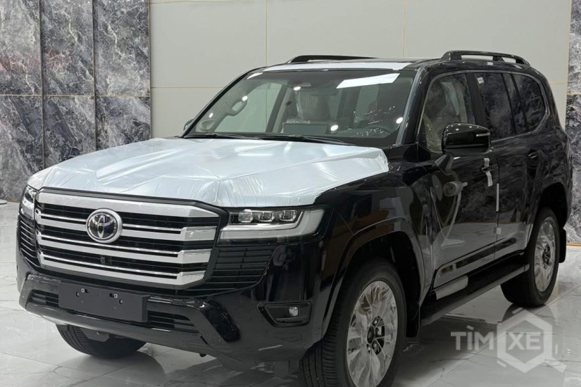 Bán Toyota Land Cruiser LC300 sản xuất 2026, mới 100%. xe giao ngay. - TimXe.Net