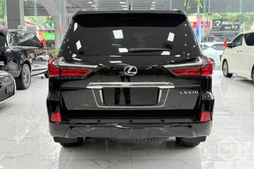 Bán Lexus LX570 nhập Mỹ 2018, 1 chủ, chạy chưa đên 5 vạn. - TimXe.Net