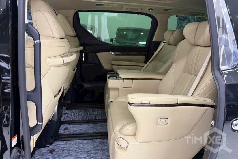 Bán Toyota Alphard Executive Lounge sản xuất 2022, sơn Zin 99%. - TimXe.Net