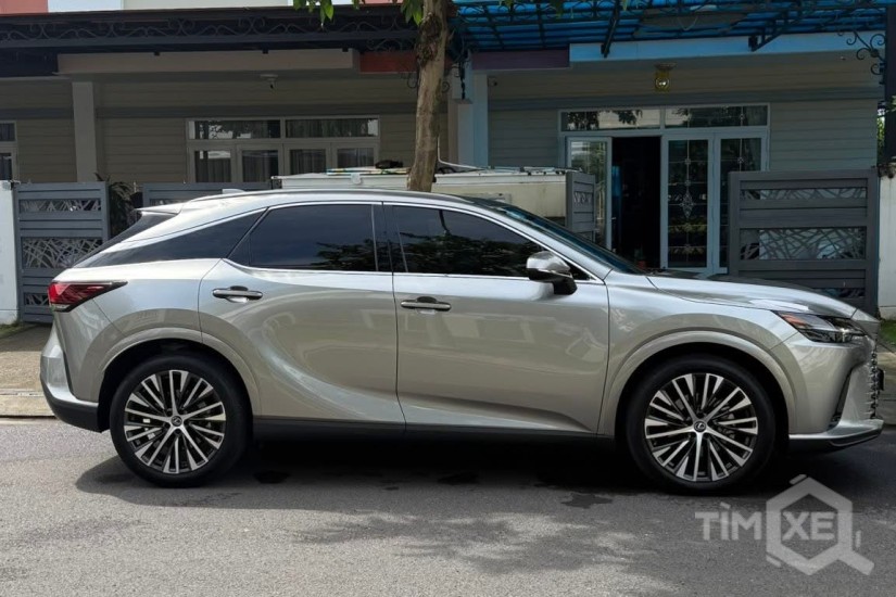 Lexus RX350 Premium Sản xuất 2024, lăn bánh hơn 1 vạn km. Xe như mới. - TimXe.Net