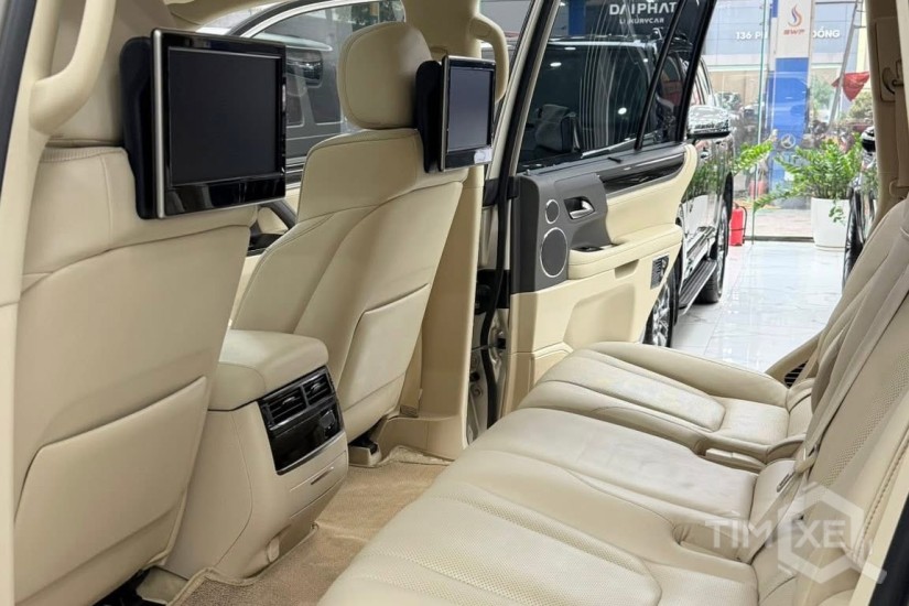 Bán Lexus LX570 sản xuất 2016 màu vàng cát. - TimXe.Net