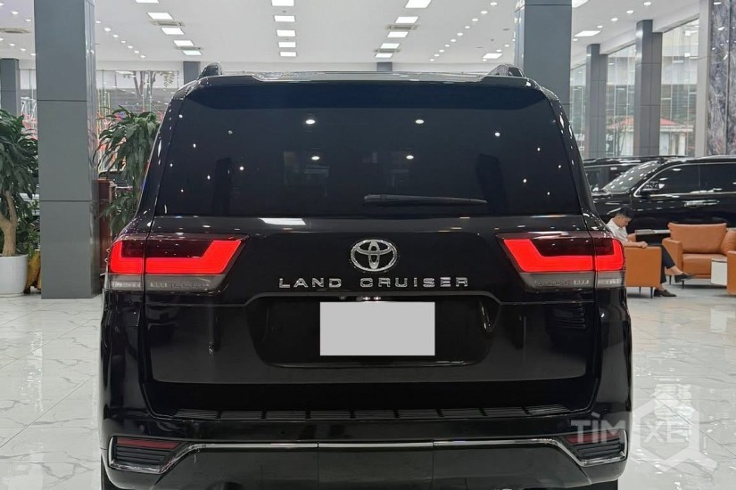 Bán Toyota Land Cruiser LC300 sản xuất 2022. Xe cực mới. - TimXe.Net