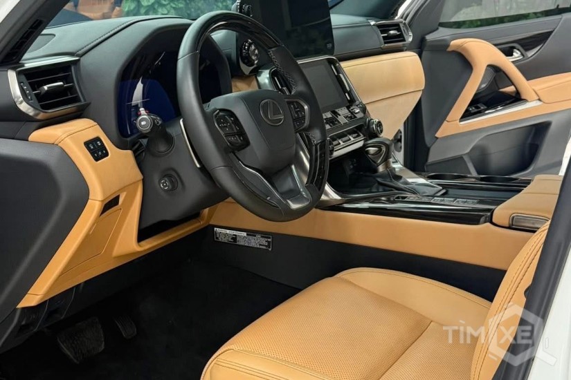 Bán Lexus LX600 7 chỗ sản xuất 2023 Siêu lướt. - TimXe.Net