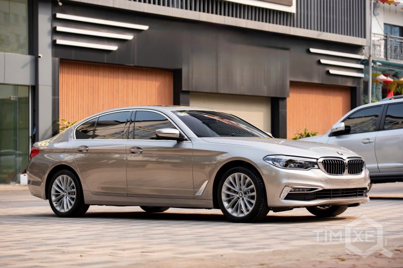 Bán BMW 530i Sport Line 2019, nhập khẩu, xe chất lượng cao - TimXe.Net