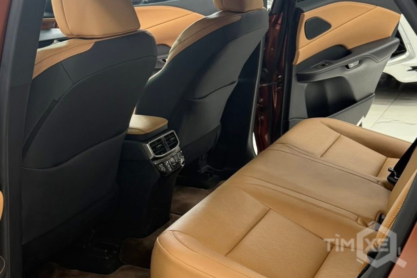 RX350 Premium 2023 siêu luớt 7000 Km, dán full Ppf cả xe. - TimXe.Net