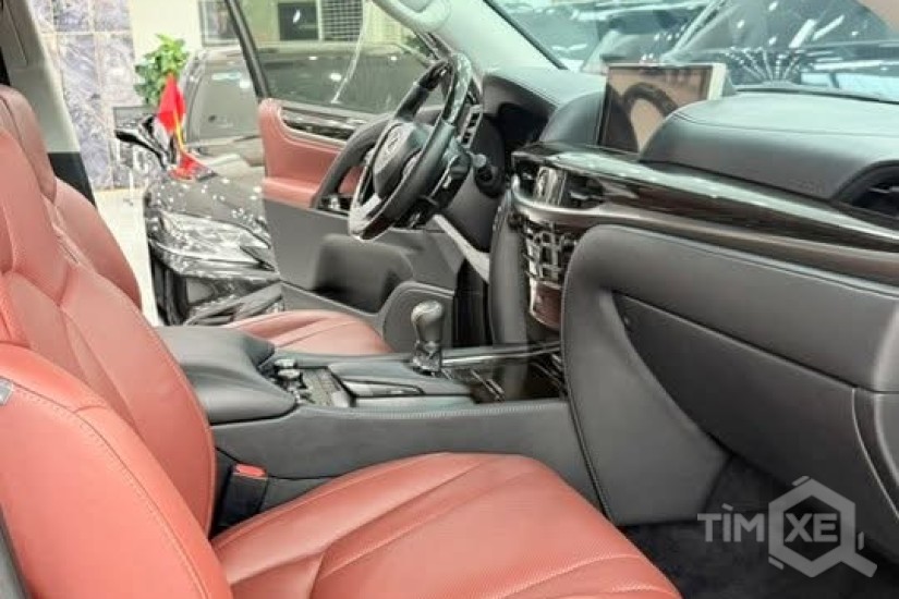 Bán Lexus LX570 nhập Mỹ 2018, 1 chủ, chạy chưa đên 5 vạn. - TimXe.Net