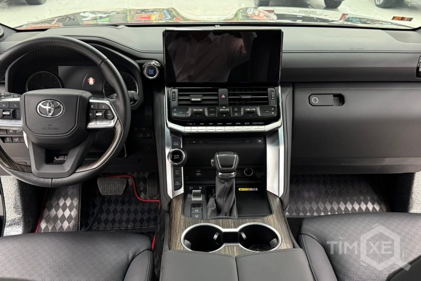 Bán Toyota Land Cruiser LC300 sản xuất 2023, 1 chủ. - TimXe.Net