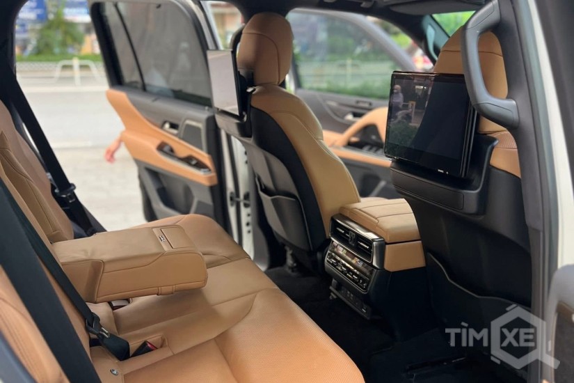 Bán Lexus LX600 Urban 7 chỗ, sản xuất 2023. - TimXe.Net