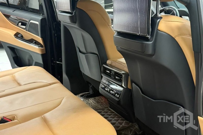 Bán Lexus LX600 Urban 7 chỗ, sản xuấ 2023, một chủ Hà Nội. - TimXe.Net