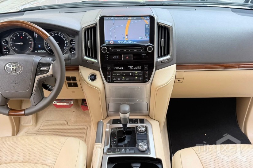 Bán Toyota Land Cruiser 4.6 V8 sản xuất 2016, 1 chủ, full lịch sử hãng - TimXe.Net
