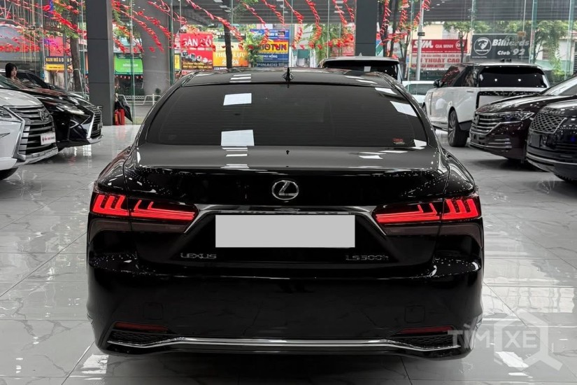 Bán Lexus LS500h sản xuất 2025 siêu lướt 600 Km, mới 99,99%. - TimXe.Net