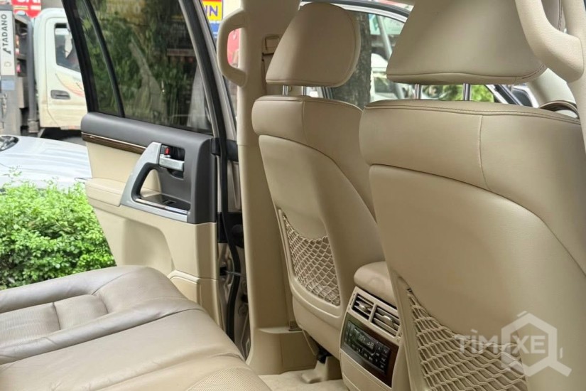 Bán Toyota Land Cruiser 4.6 V8 sản xuất 2016, 1 chủ, full lịch sử hãng - TimXe.Net