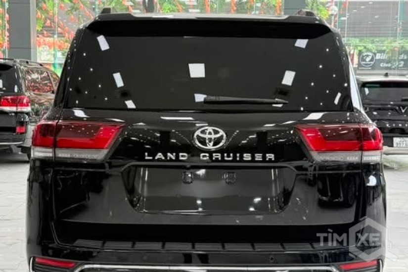 Bán Land Cruiser LC300 sản xuất 2022. Xe chạy ít. Giá cực rẻ. - TimXe.Net