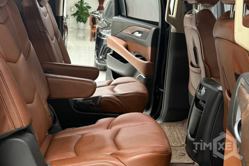 Bán CADILLAC ESCALADE 6.2 Platinum sản xuất 2016. - TimXe.Net