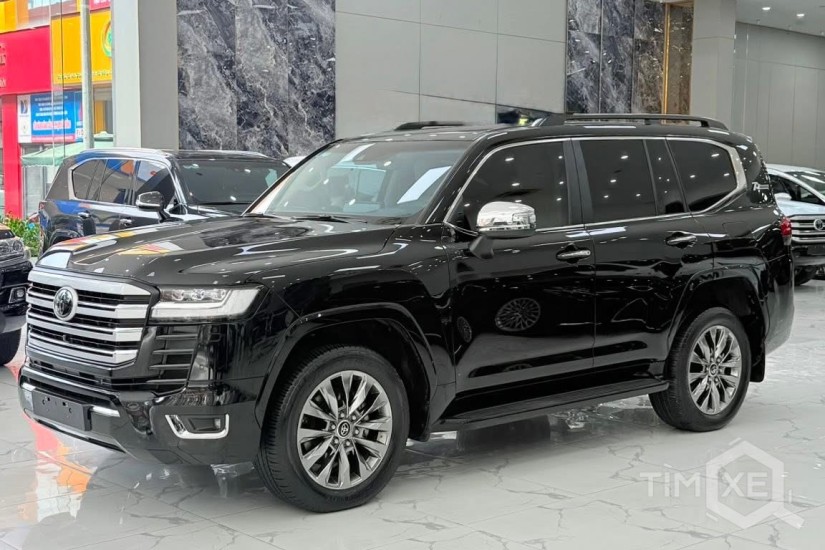 Bán Land Cruiser LC300 sản xuất 2024, sơn Zin 100%. - TimXe.Net