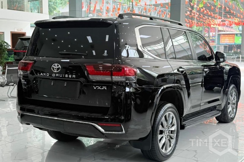 Bán Land Cruiser LC300 sản xuất 2024, sơn Zin 100%. - TimXe.Net