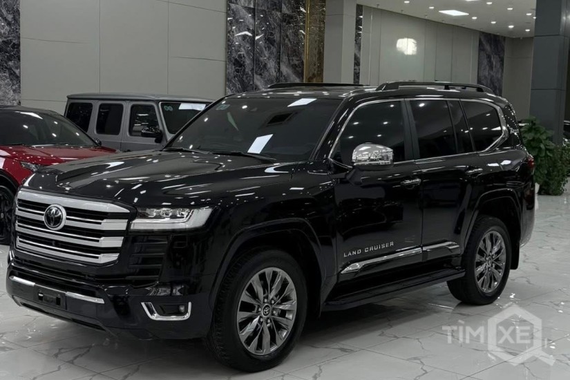 Bán Toyota Land Cruiser LC300 sản xuất 2023, 1 chủ. - TimXe.Net