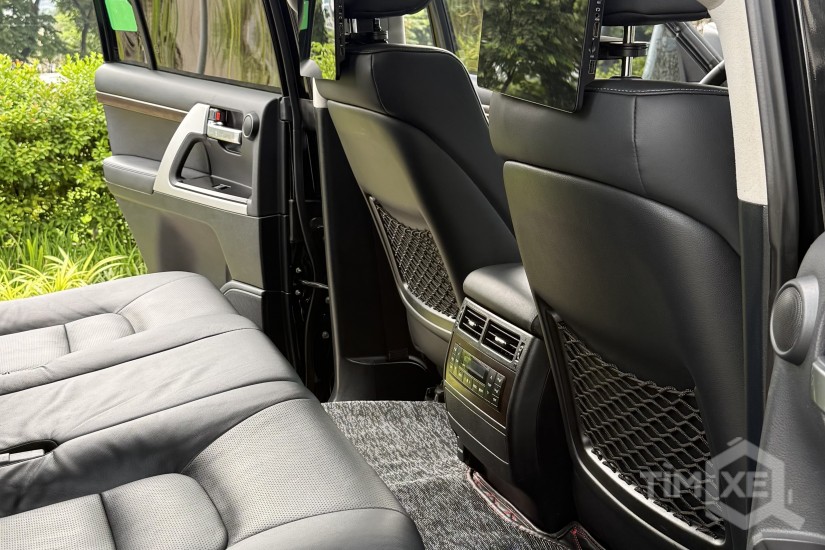 Land Cruiser 4,6 sản xuất 2020, 1 chủ, tên công ty, full lịch sử. - TimXe.Net
