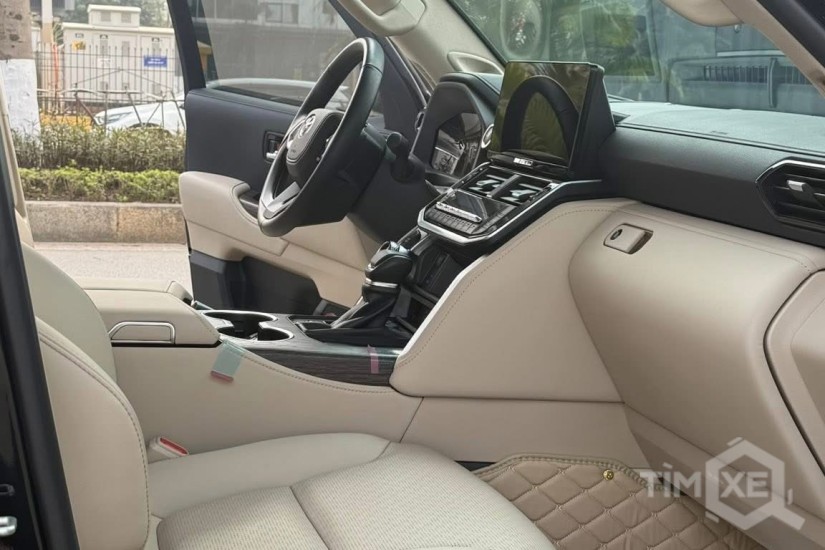 Bán Land Cruiser LC300 sản xuất 2025 siêu lướt, mới 99,99%. - TimXe.Net