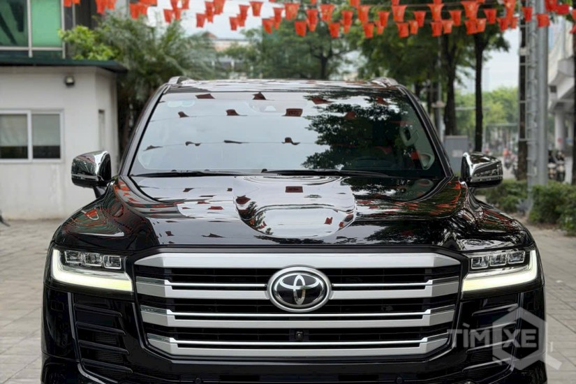 Land Cruiser LC300 sản xuất 2026 siêu lướt. - TimXe.Net