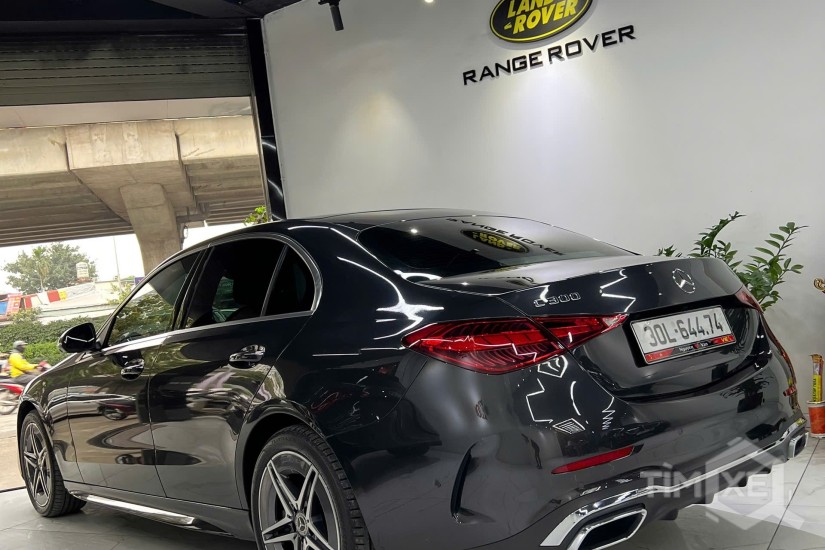 Xe Mercedes-Benz C-Class C300 AMG 2022 Màu Đen Nội Thất Đen Siêu Lướt Chính Hãng - TimXe.Net