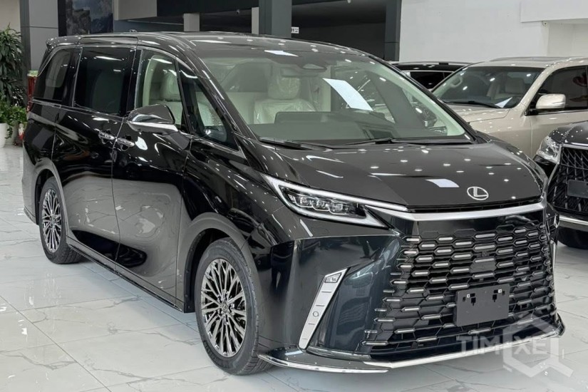Giao ngay Lexus LM500h 4 chỗ VIP, sản xuất 2025, mới 100%. - TimXe.Net