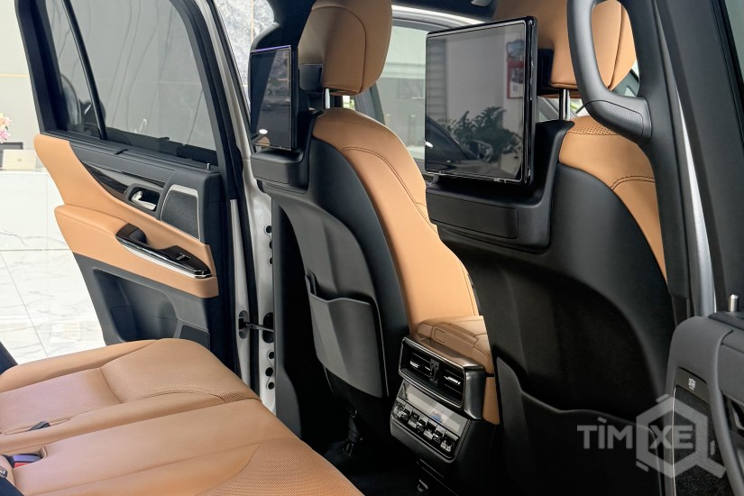 Bán Lexus LX600 Urban 7 chỗ, sản xuất 2023. xe cực đẹp. - TimXe.Net