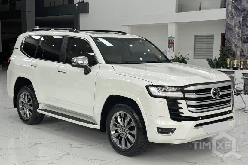 Bán Toyota Land Cruiser LC300 sản xuất 2025 Siêu lướt. - TimXe.Net