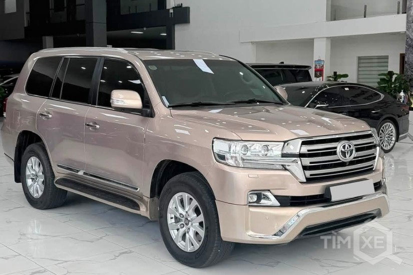 Bán Toyota Land Cruiser 4.6 V8 sản xuất 2016. - TimXe.Net
