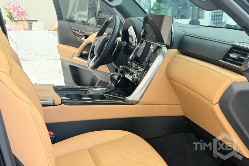 Bán Lexus LX600 Urban 7 chỗ sản xuất 2025 - TimXe.Net