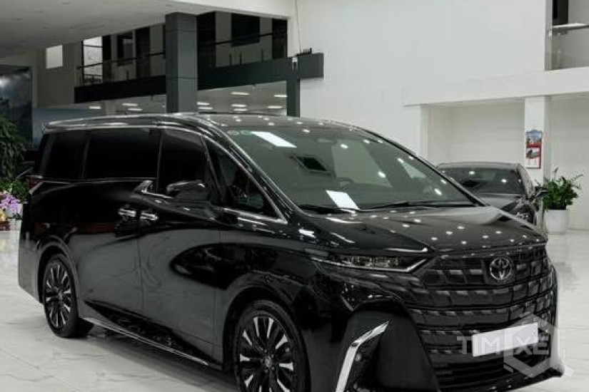 Bán Toyota Alphard sản xuất 2024 siêu lướt, 1 chủ Hà Nội. - TimXe.Net