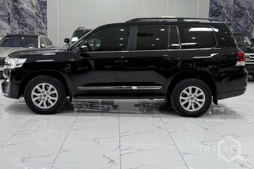 Bán Toyota Land Cruiser 4.6 V8 sản xuất 2016, chạy ít xe cực mới. - TimXe.Net