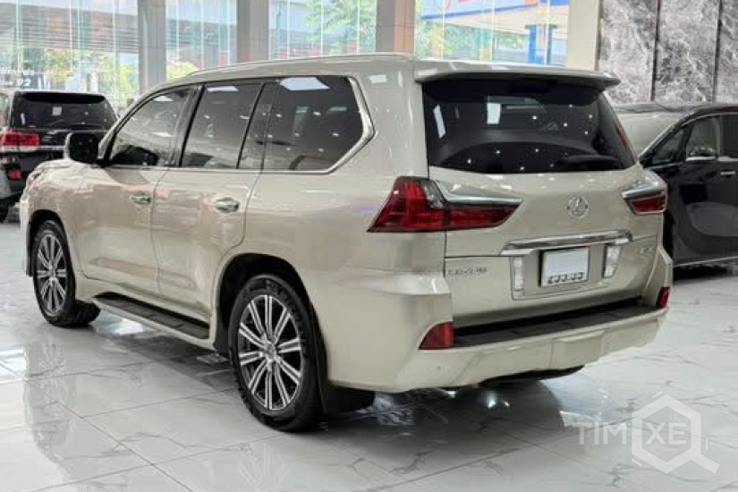 Bán Lexus LX570 sản xuất 2016, màu vàng cát cực đẹp. - TimXe.Net