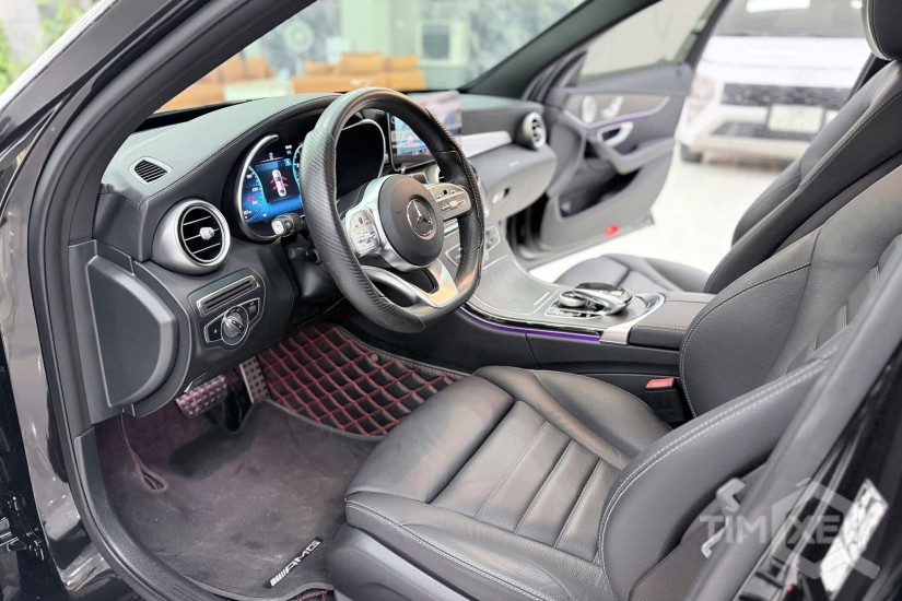 Bán Mercedes C300 AMG sản xuất 2019. xe 1 chủ đi ít, biển Hà Nội. - TimXe.Net