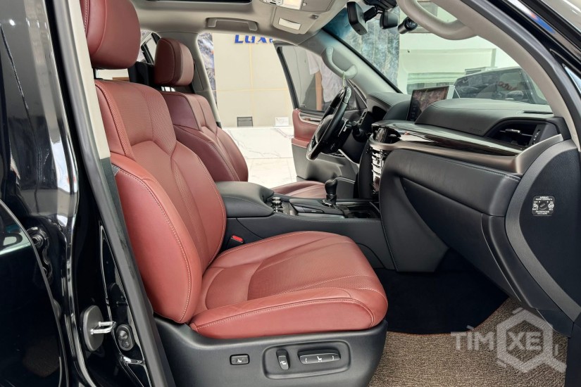 Bán Lexus LX570 sản xuất 2019, 1 chủ từ mới, tên công ty, biển Hà Nội. - TimXe.Net