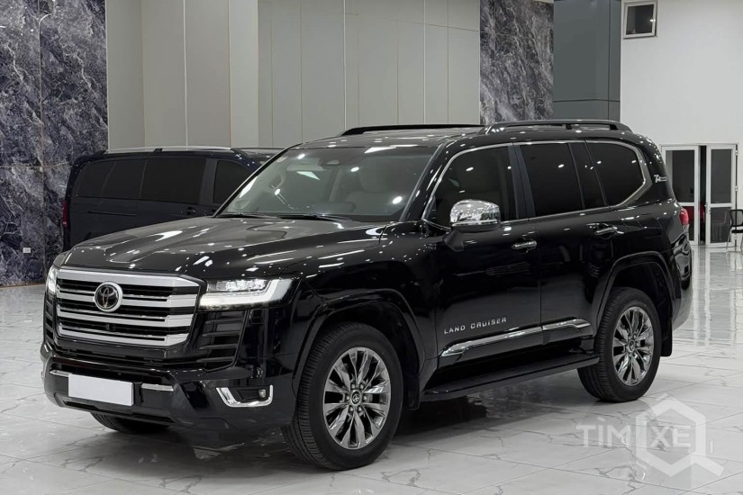 Bán Land Cruiser LC300 sản xuất 2026, lướt 5000Km. - TimXe.Net