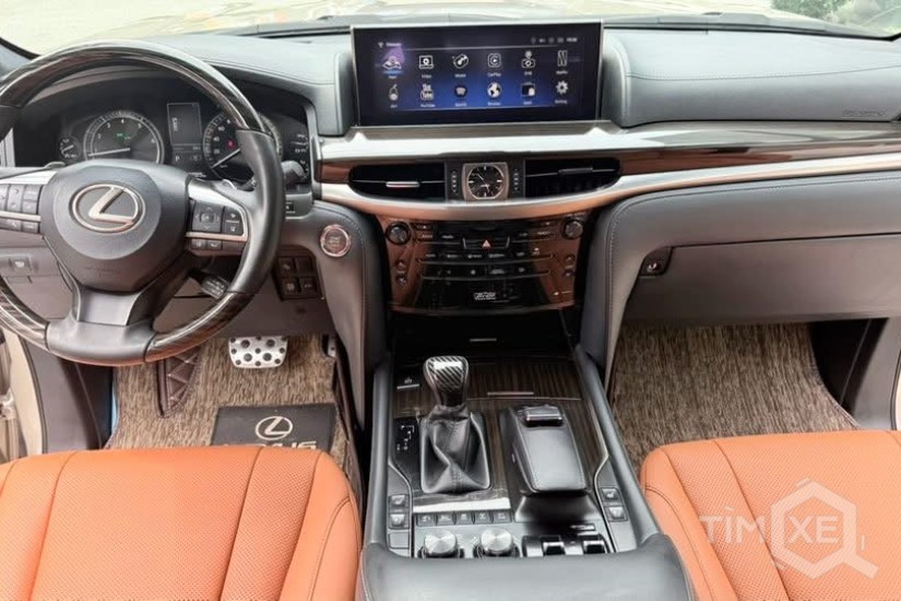 Bán Lexus LX570 Super Sport sản xuất 2018, màu vàng cát sa mạc. - TimXe.Net