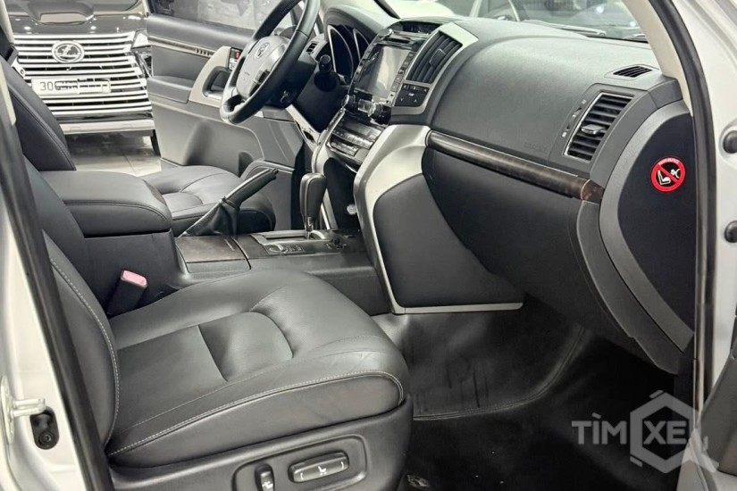 Bán Toyota Land Cruiser 4.6 V8, sản xuất 2015. xe siêu đẹp. - TimXe.Net