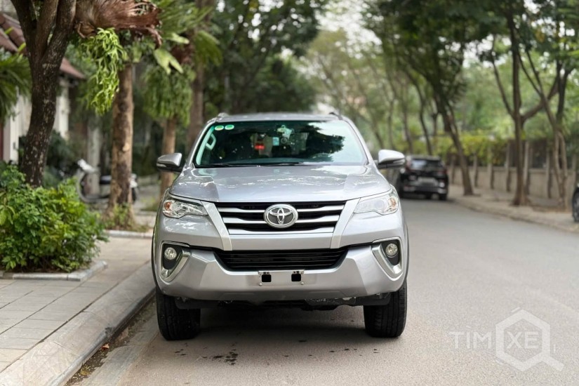 Toyota Fortuner MT 2019 - TimXe.Net
