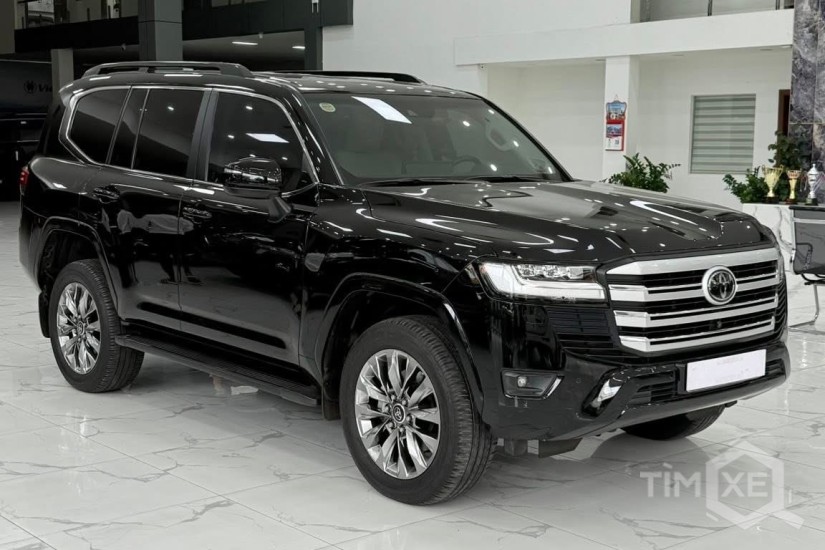 Bán Land Cruiser LC300 sản xuất 2021 - TimXe.Net