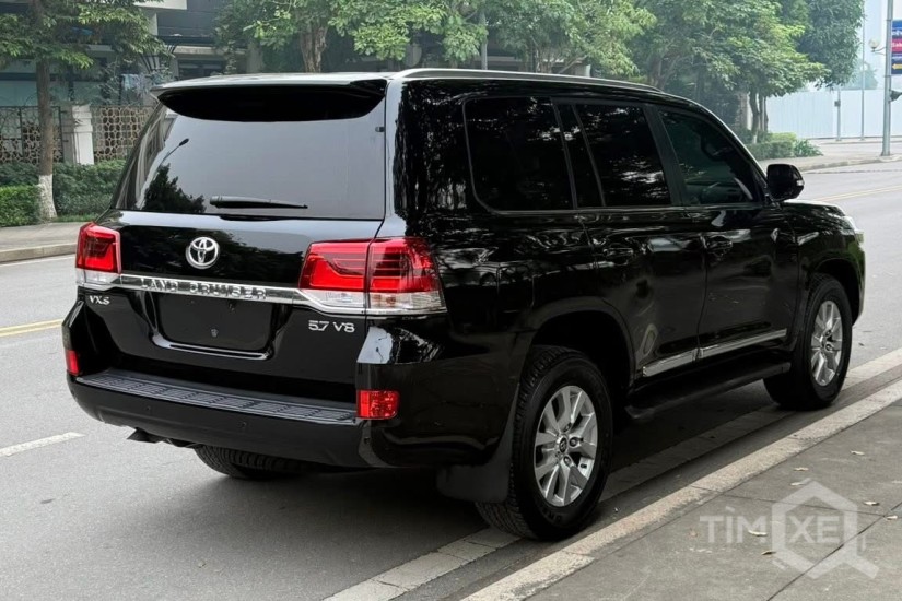 Bán Toyota Land Cruiser 4.6 V8 sản xuất 2020, lên 4 ghế MBS siêu VIP. - TimXe.Net