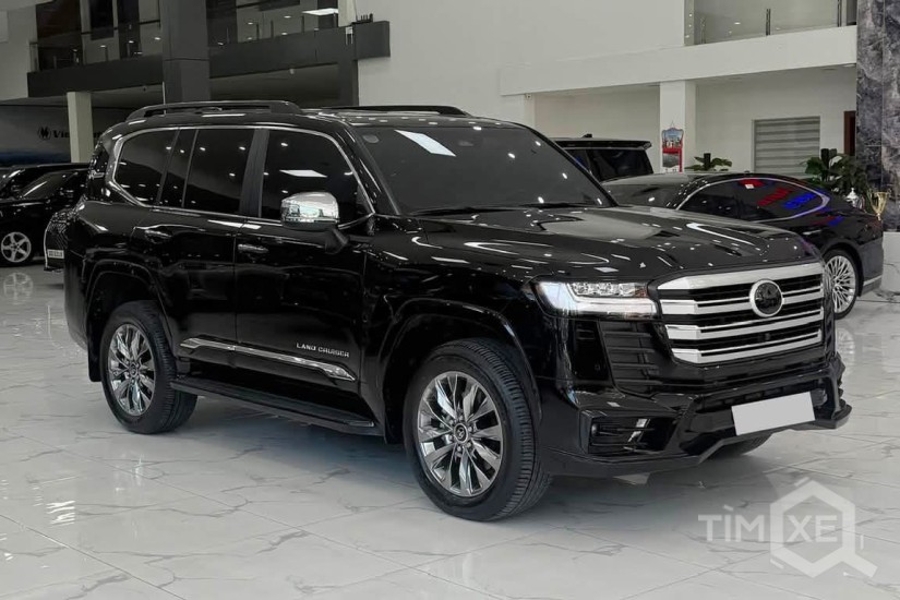 Siêu lướt 5000Km. Land Cruiser LC300 sản xuất 2026. - TimXe.Net