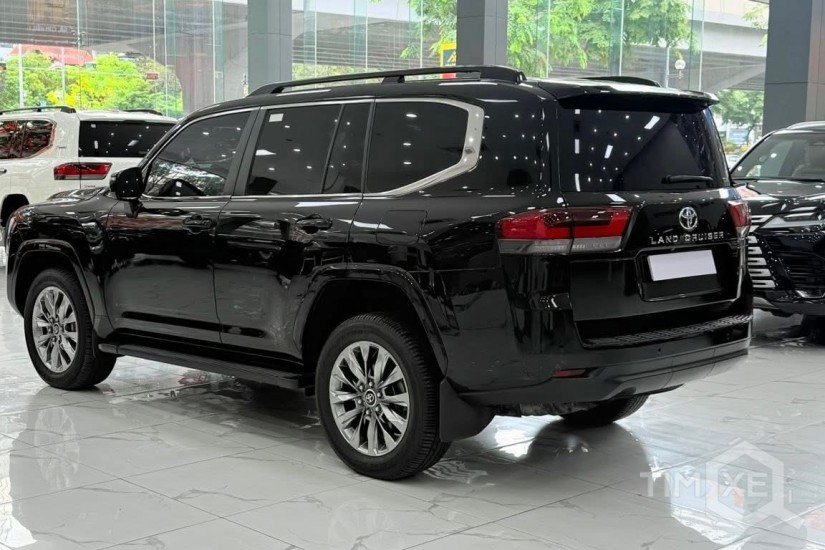 Bán Land Cruiser LC300 sản xuất 2021 - TimXe.Net