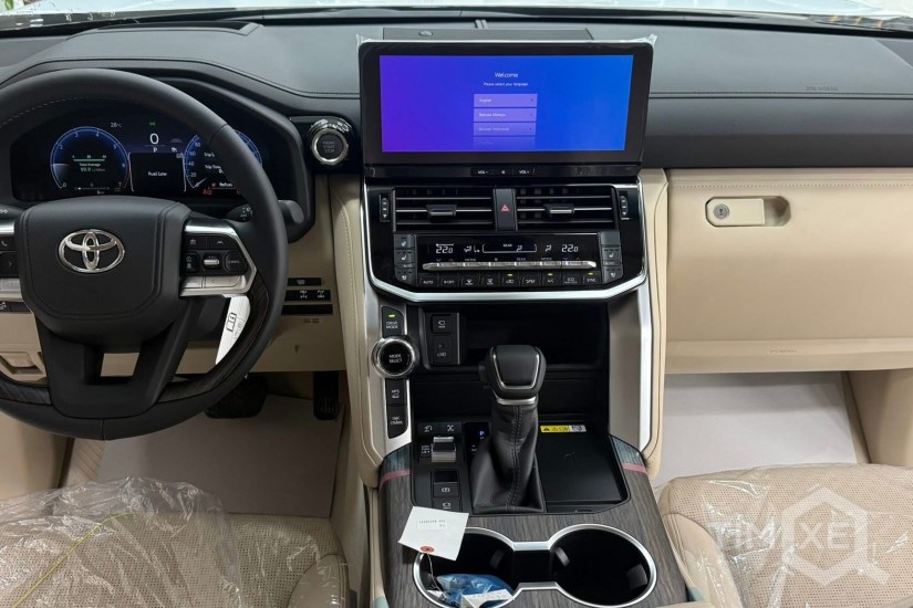 Bán Toyota Land Cruiser LC300 sản xuất 2026, mới 100%. xe giao ngay. - TimXe.Net