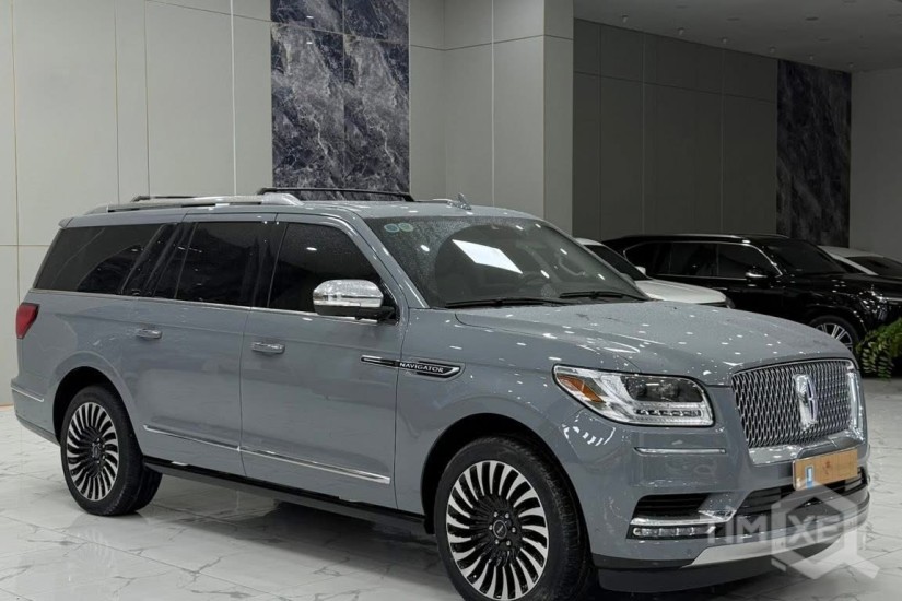 Bán Lincoln Navigator L Black Label sản xuất 2021 - TimXe.Net