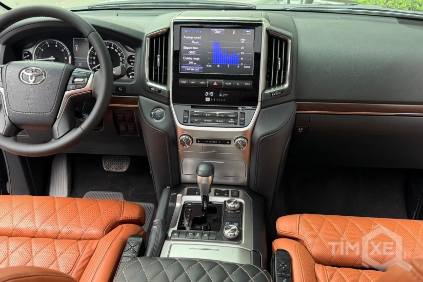 Bán Toyota Land Cruiser 4.6 V8 sản xuất 2020, lên 4 ghế MBS siêu VIP. - TimXe.Net