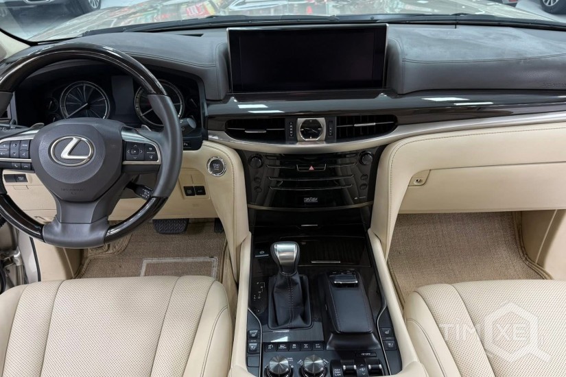 Bán Lexus LX570 sản xuất 2016 màu vàng cát. - TimXe.Net
