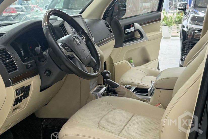 Bán Land Cruiser 4.6 V8 sản xuất 2016. Xe cực đẹp. - TimXe.Net