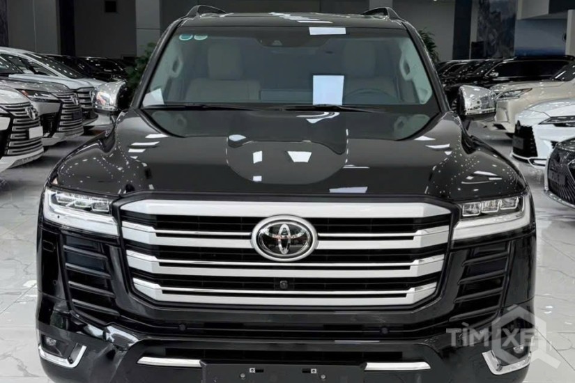 Bán Toyota Land Cruiser LC300 sản xuất 2023. xe cực mới. - TimXe.Net